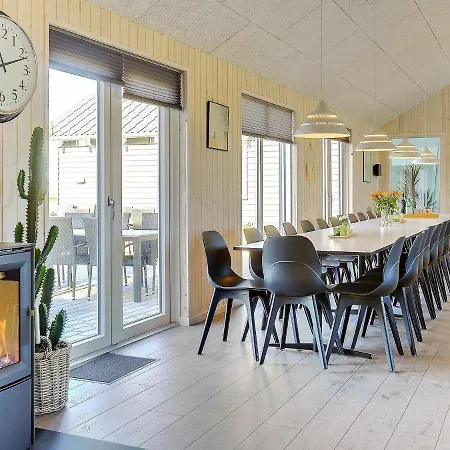 Holiday home 30 Person In *