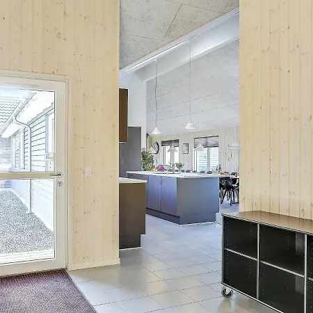 Holiday home 30 Person In