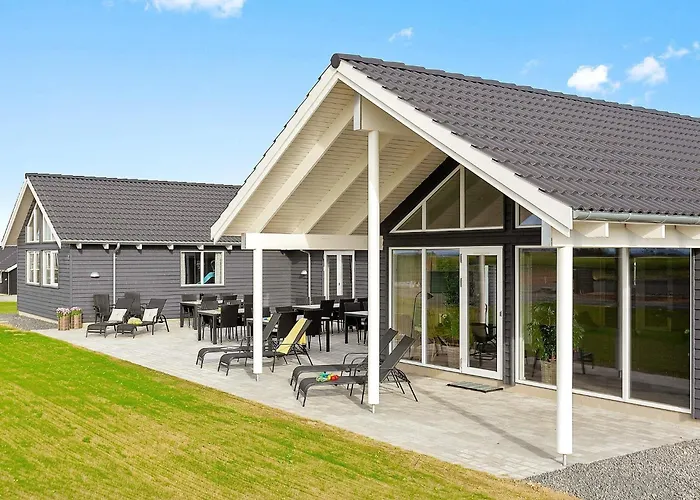 Luxury Retreat With Pool - By Traum Σπίτι διακοπών