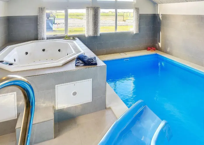 Luxury Retreat With Pool - By Traum Дом отдыха