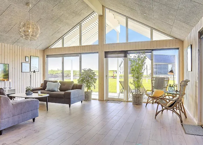 Luxury Retreat With Pool - By Traum Дом отдыха